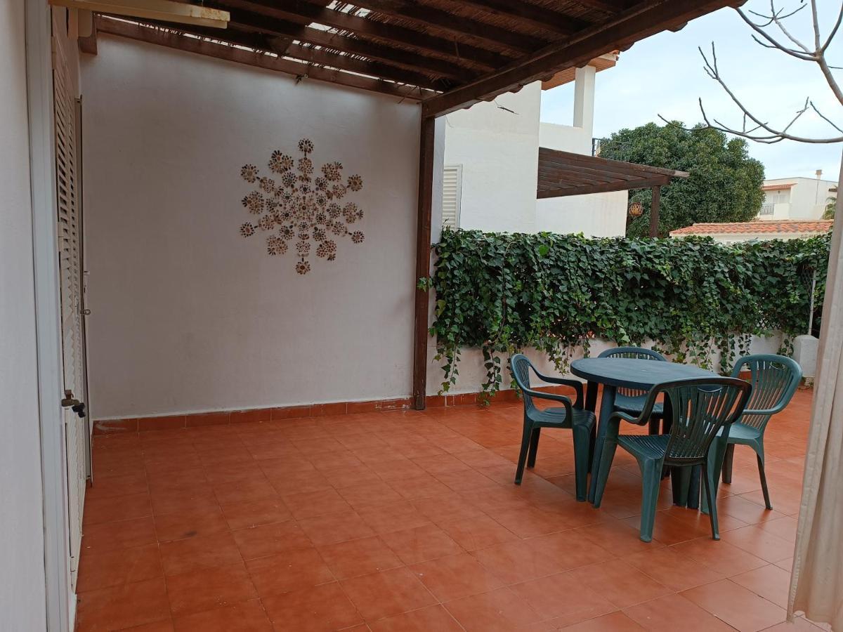Casa Baja Naturista Con Patio En Primera Linea De Playa Con Piscina Comunitaria! Вера Экстерьер фото