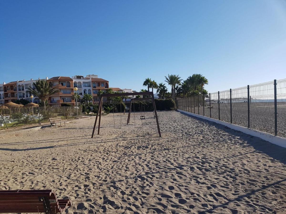 Casa Baja Naturista Con Patio En Primera Linea De Playa Con Piscina Comunitaria! Вера Экстерьер фото