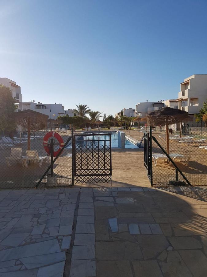 Casa Baja Naturista Con Patio En Primera Linea De Playa Con Piscina Comunitaria! Вера Экстерьер фото